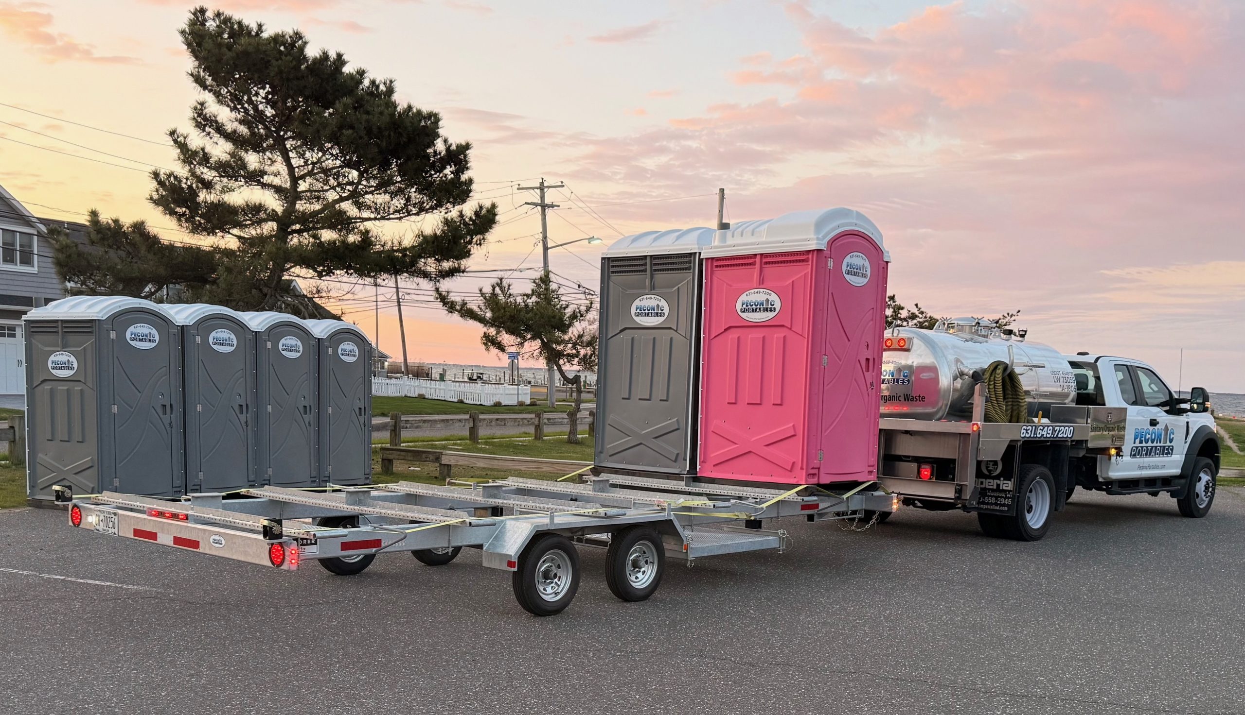 Peconic Portables w/ womens restroom